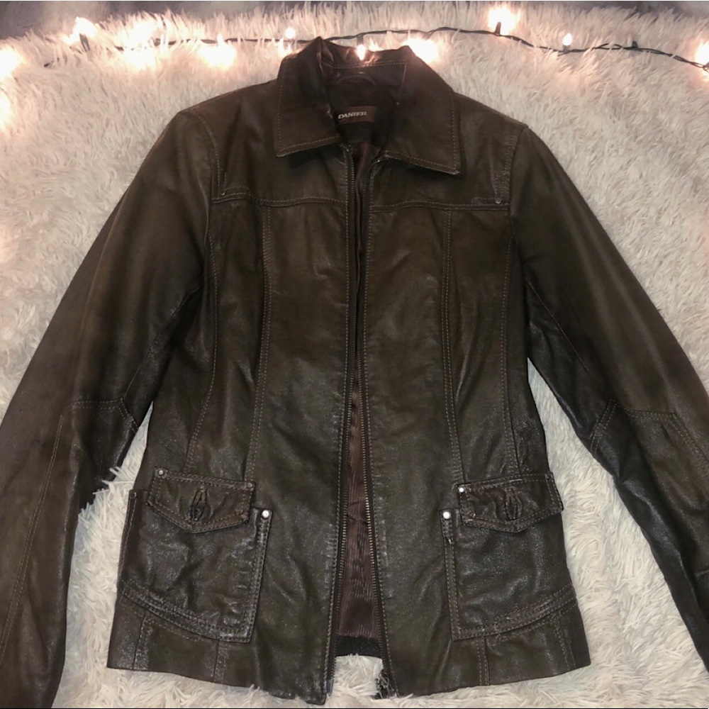 Danier Leather Jacket / brown